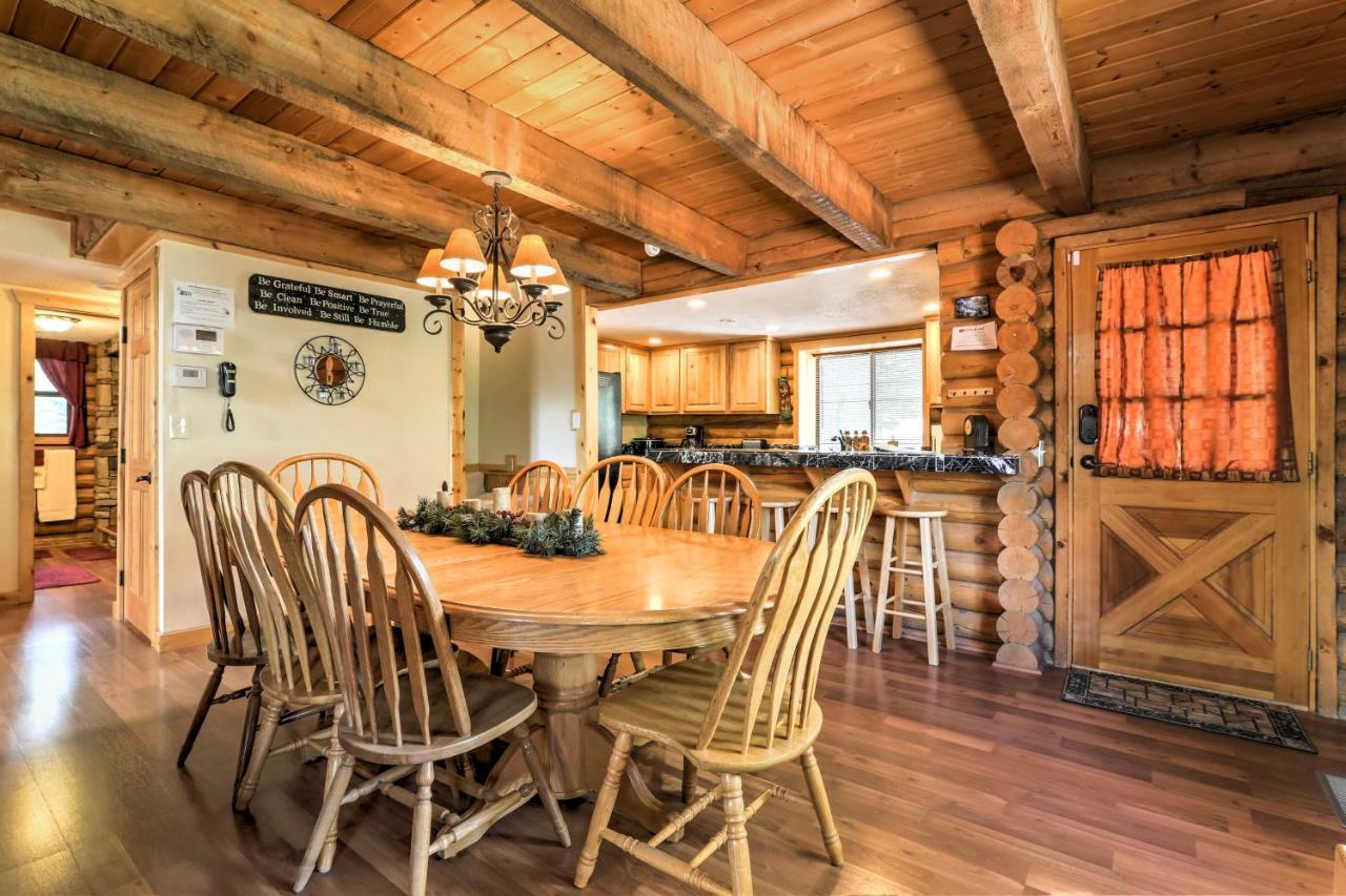 Cozy Utah Cabin With Deck And Fire Pit! Duck Creek Village Exterior foto